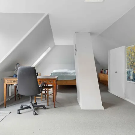Holiday home Charmerende Lokalt Hus Med 5000m2 Have Og Skov *