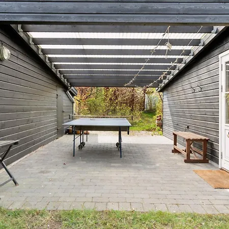 Holiday home Charmerende Lokalt Hus Med 5000m2 Have Og Skov *