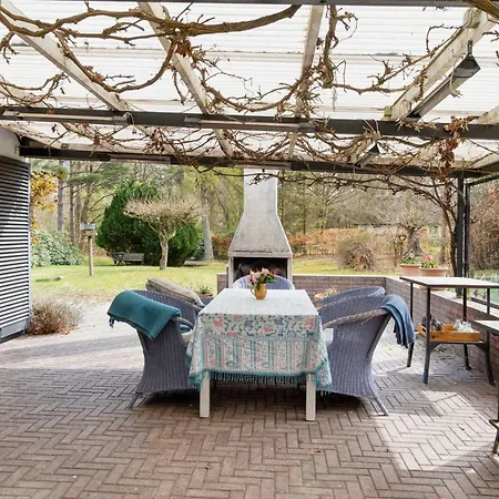 Ferienhaus Charming House With 5000m Garden And Forest