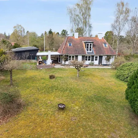 Charming House With 5000m Garden And Forest *