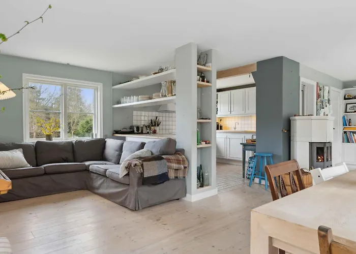 別荘 Charming House With 5000m Garden And Forest ティスヴィレライ